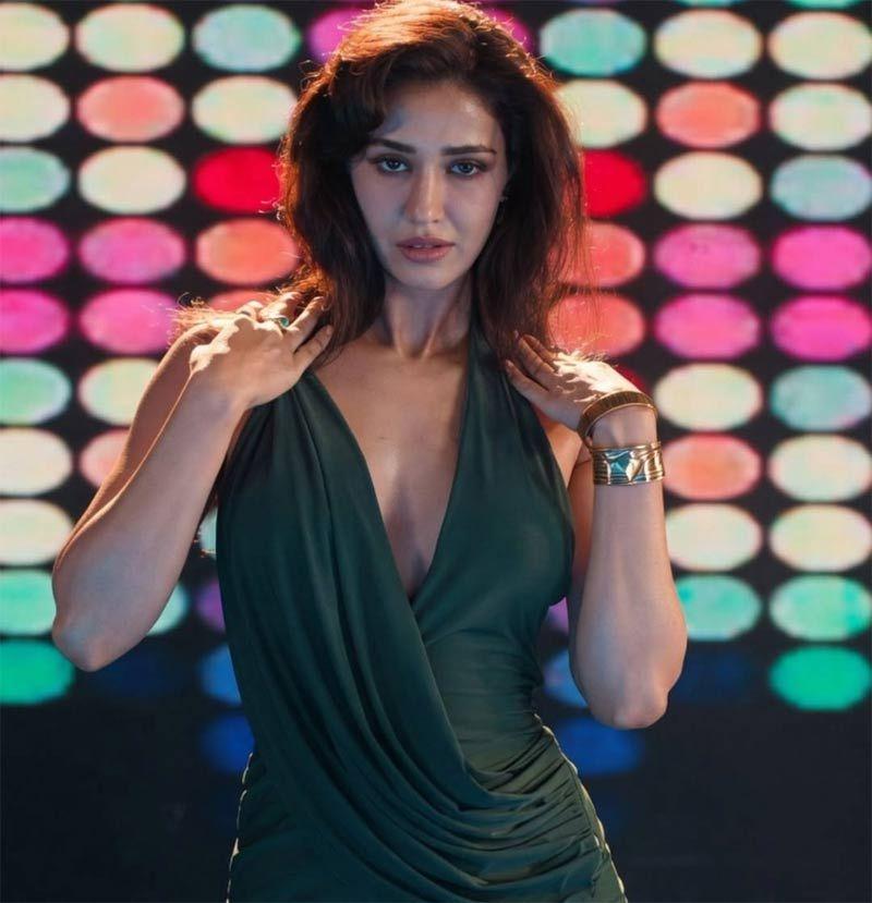 Disha Patani latest glamour look