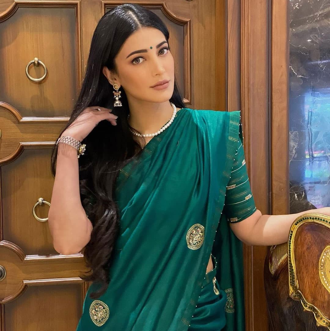 Does Shruti Haasan uses drugs.. ? Her own answer.. ?