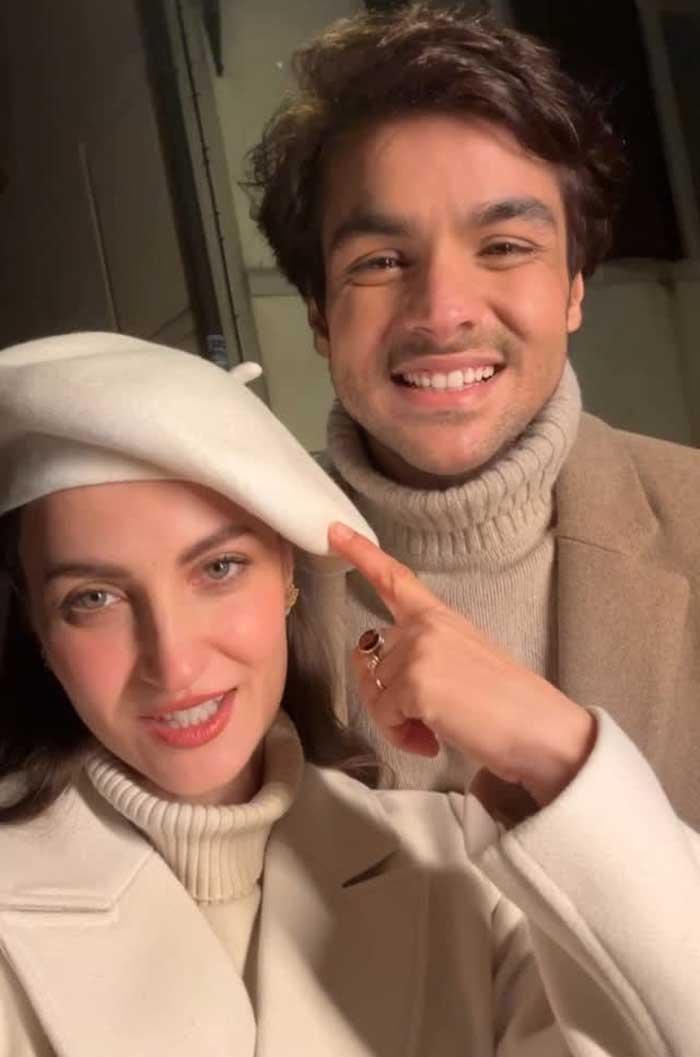 Elli AvrRam Spark Dating Buzz with Romantic Insta Post