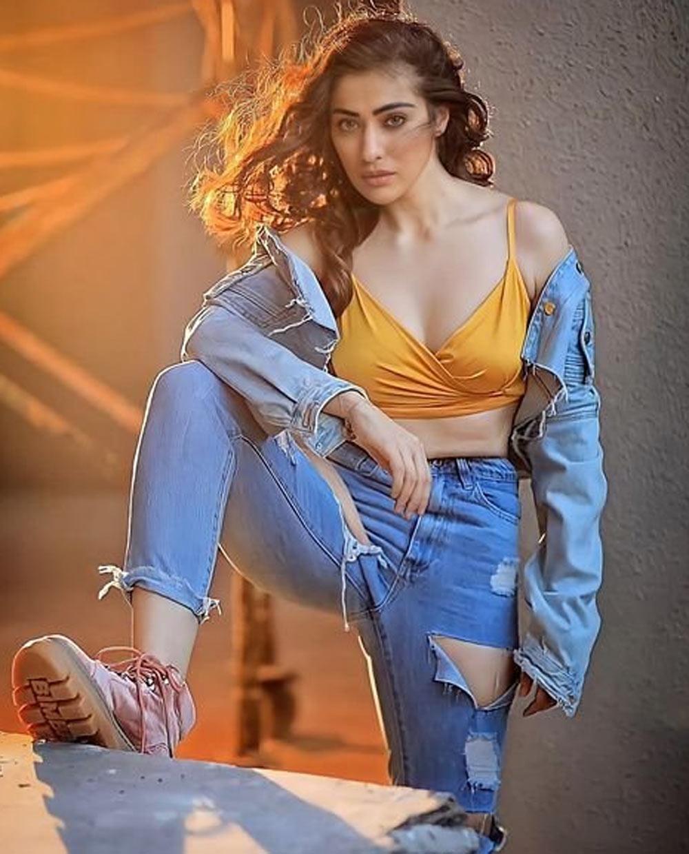 Even while doing glamour show, she is not getting opportunities
