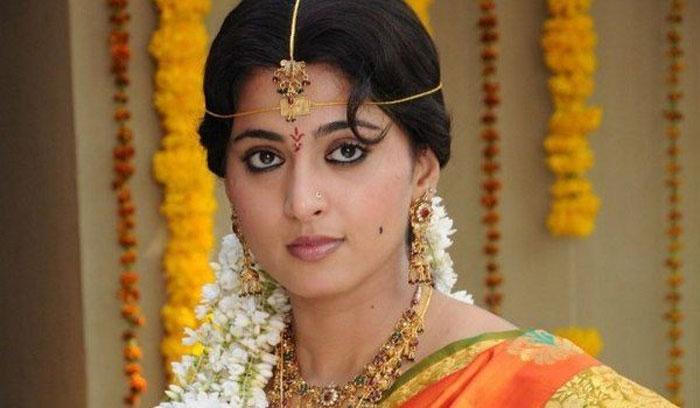 Everyone waiting for Anushka Marriage