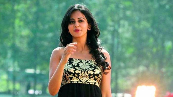 Fans Feels With Rakul Avathar