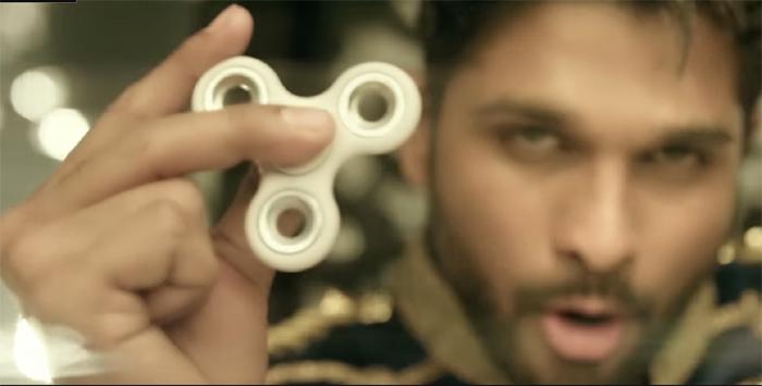 Fidget spinner in DJ allu arjun's hand