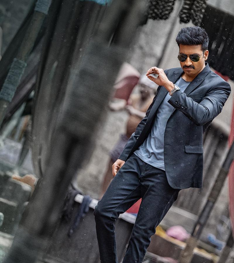 Glimpse of Gopichand Pakka Commercial