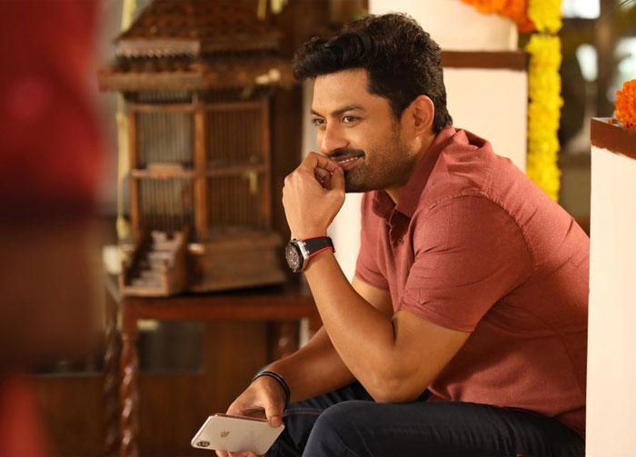 Gossips on Entha Manchi Vaadavuraa Movie Story line