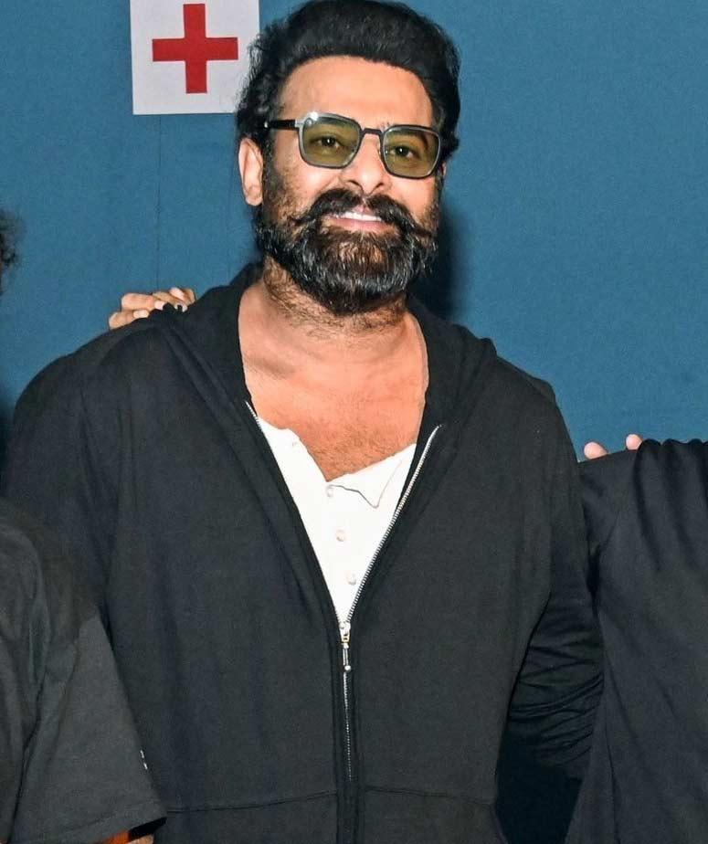 Handsome Look Of Prabhas Makes His Fans Go Crazy!