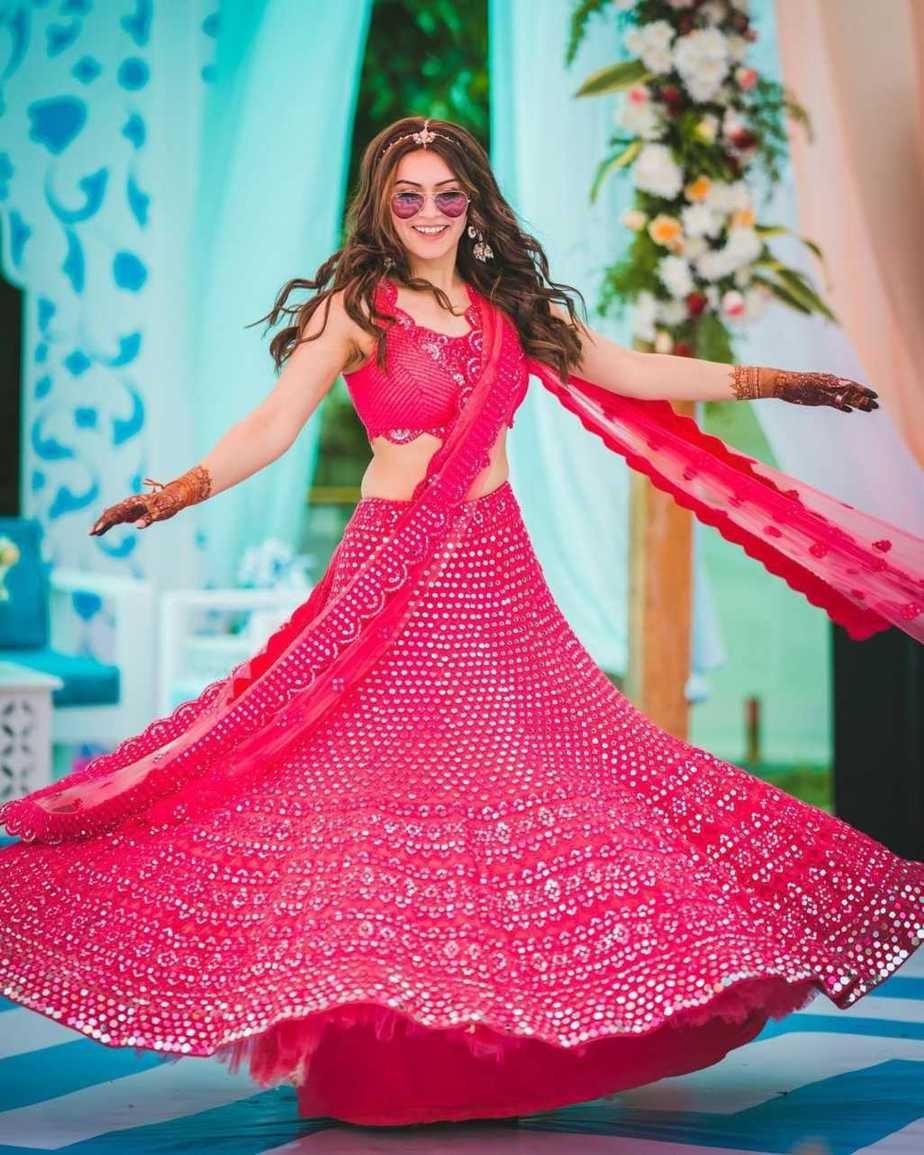 Hansika Mehandi function Photos goes Viral