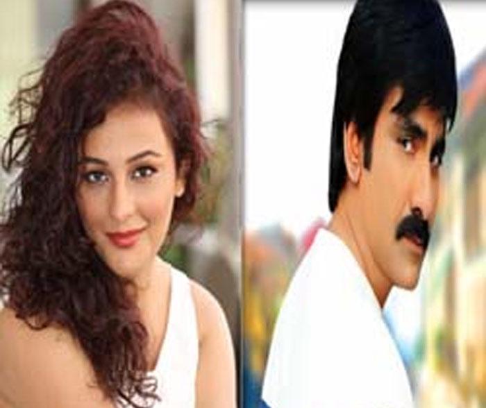 Heroine Orders Raviteja