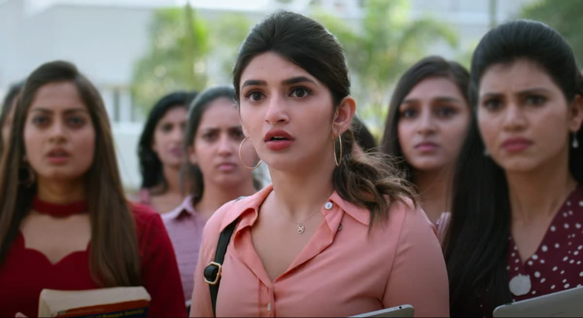 Heroines Unhappy with Sreeleela Luck