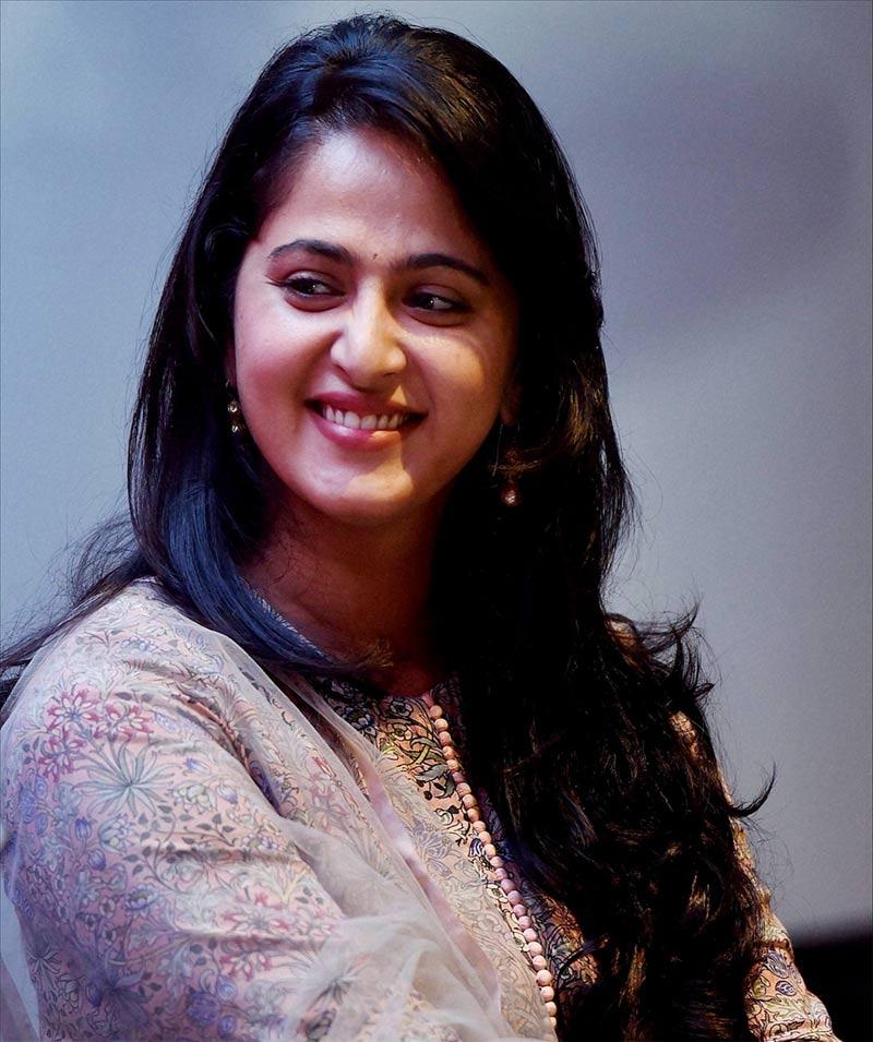 How many days will you manage Anushka?