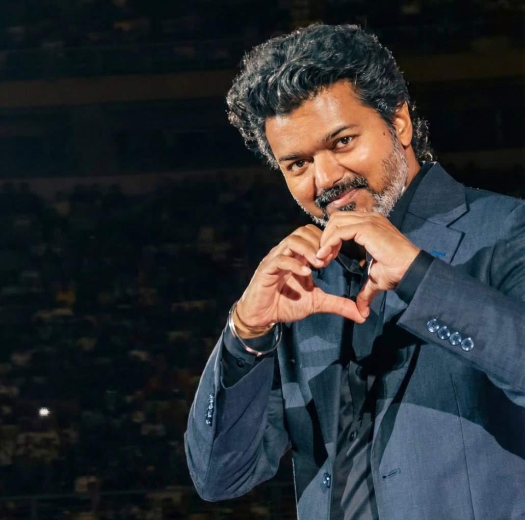 I decided to stand for my fans - Vijay quits cinema