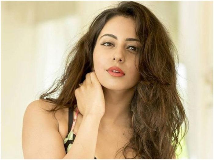 Is This Why Rakul Remained Single?