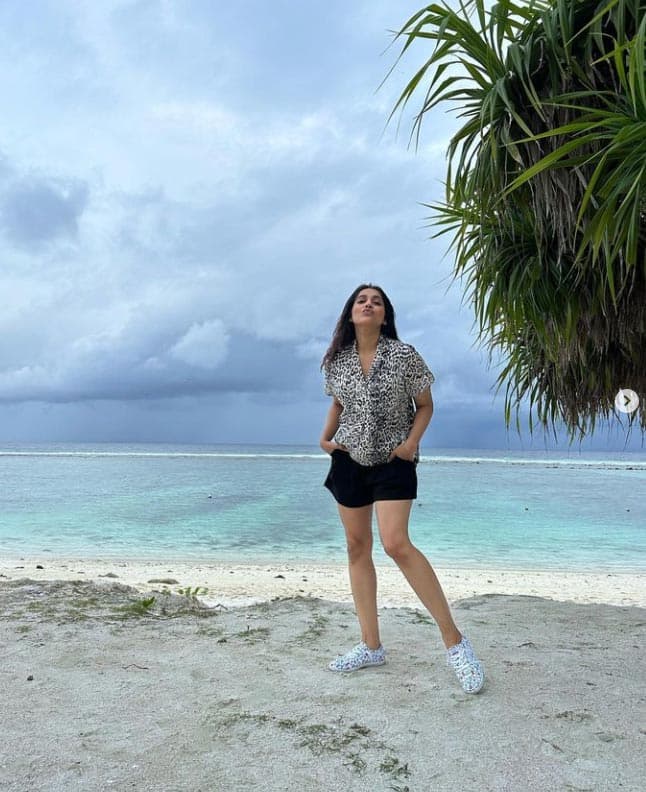 Jabardasth anchor  Rashmi on the beach