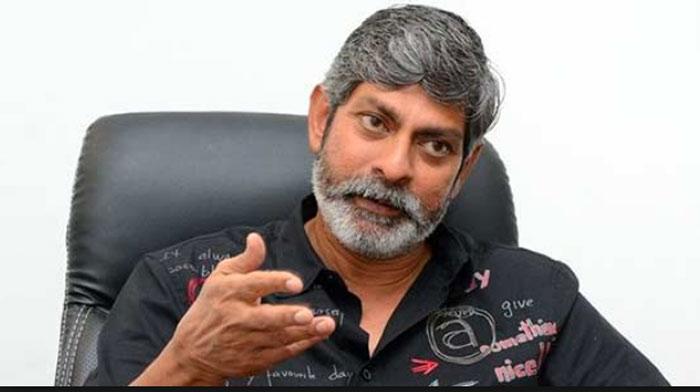 Jagapathi Babu supports AP Special Status