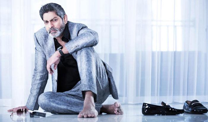 Jagapathi Babu Talks About Caste