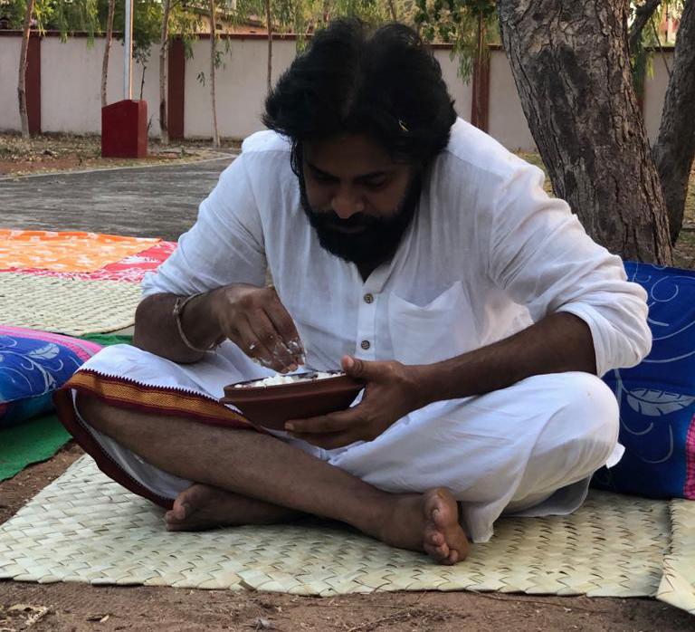 janasena chief pawan kalyan simplicity