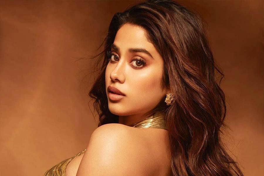 Janhvi discharged from the hospital