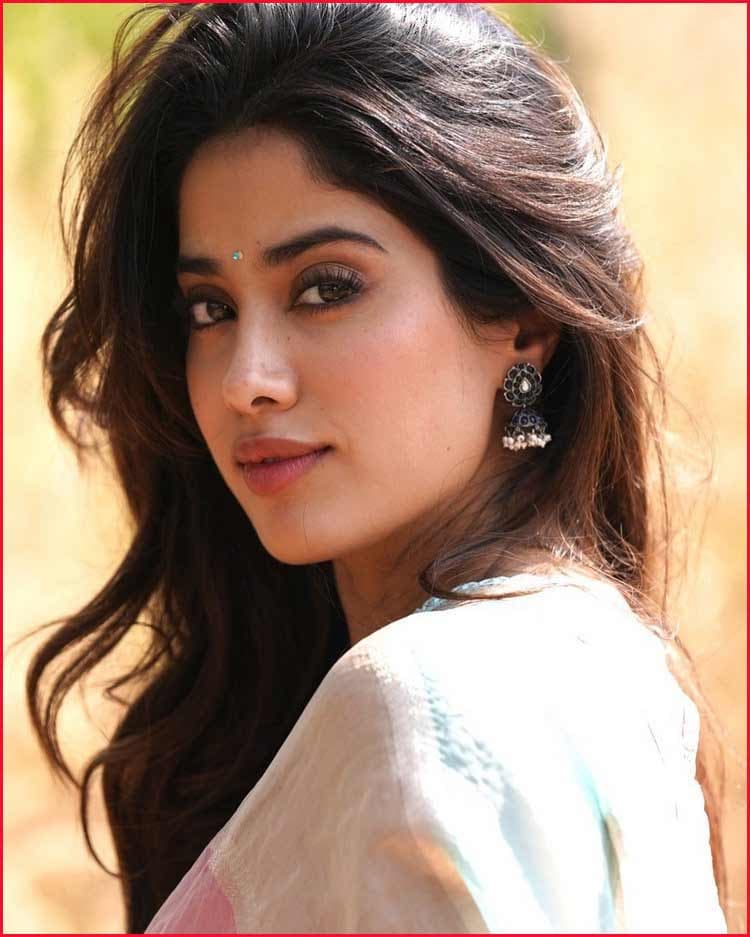 Janhvi Kapoor new look goes viral