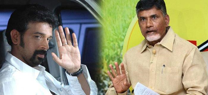 JD Chakravarthy role in Lakshmi's NTR