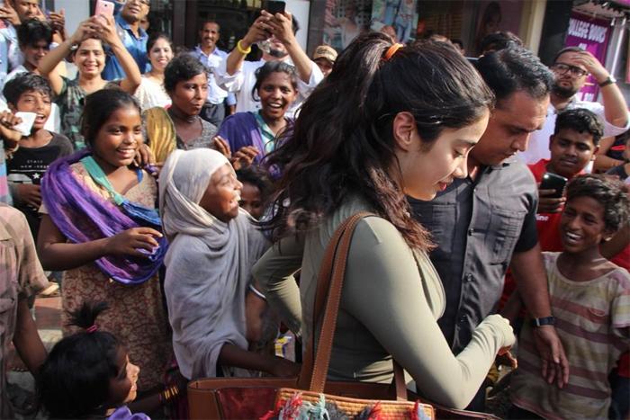 Jhanvi Kapoor Craze Revealed