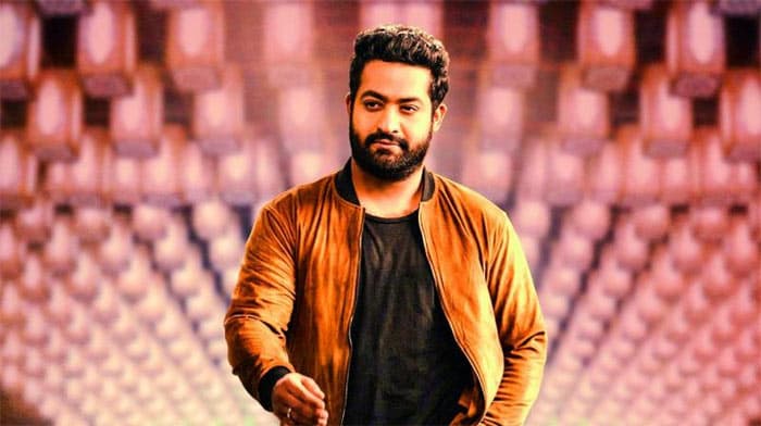Jr NTR About Wife Presented by Finger Ring!