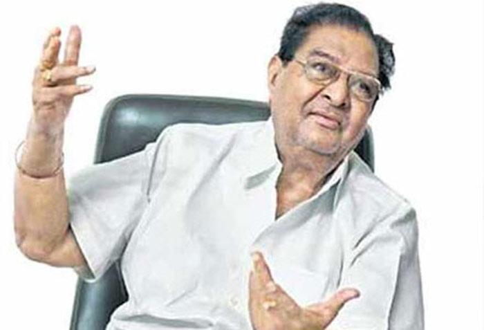 Kaikala Disappointed For Not Giving Padma Awards
