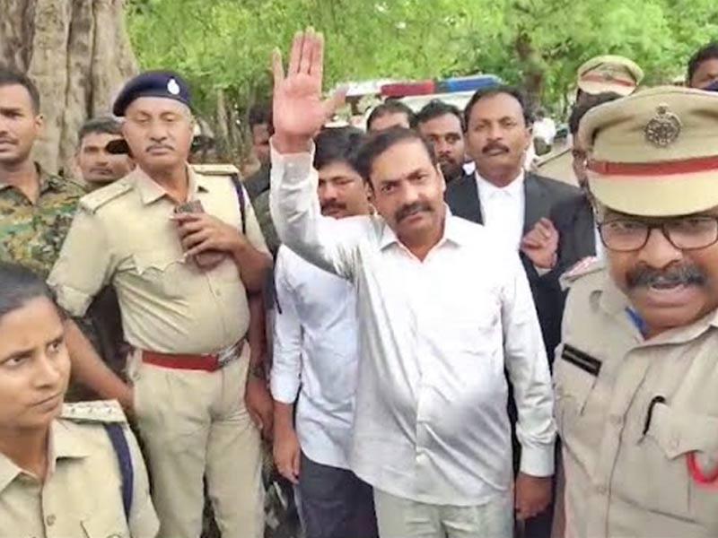 Kakani remand extended