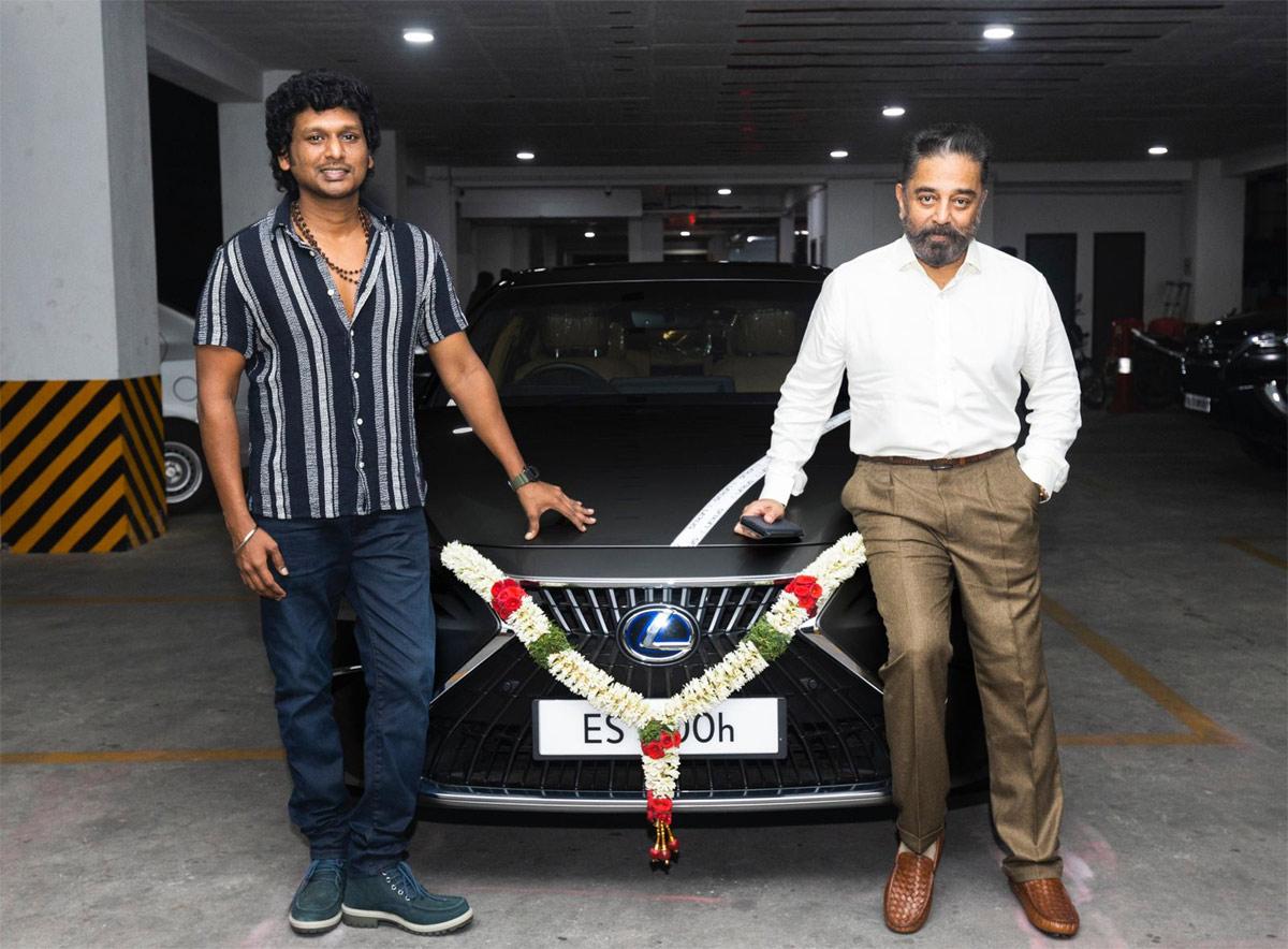 Kamal Haasan gifts a luxury car to Lokesh Kanagaraj