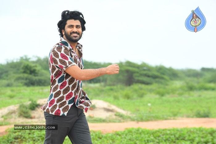 Kannukotti song Released from Ranarangam Movie