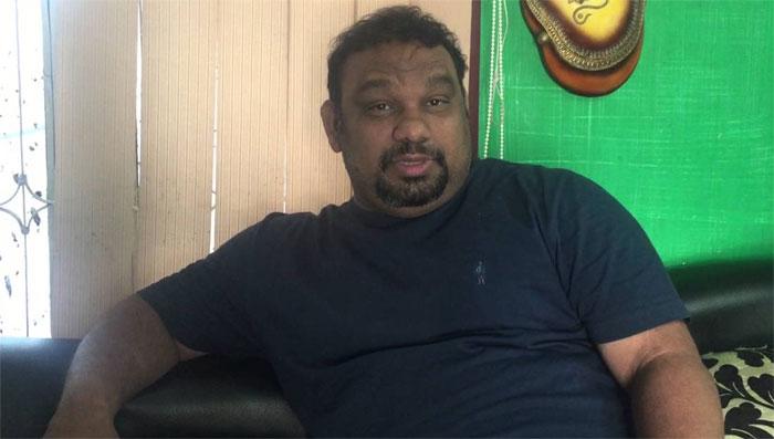 Kathi Mahesh A Strong Cine Critic