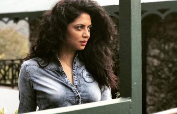 Kavita Kaushik fires on Social Media