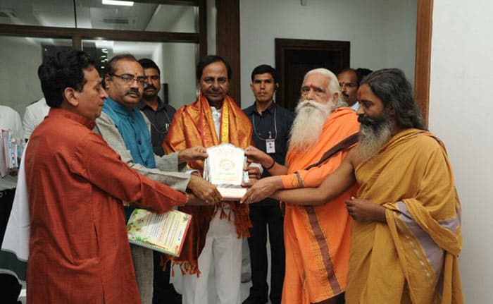 KCR Releases 2018-19 Festivals list at Pragathi Bhavan