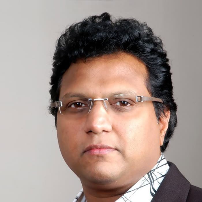 Keeravani Complimrnts to Mani Sharma
