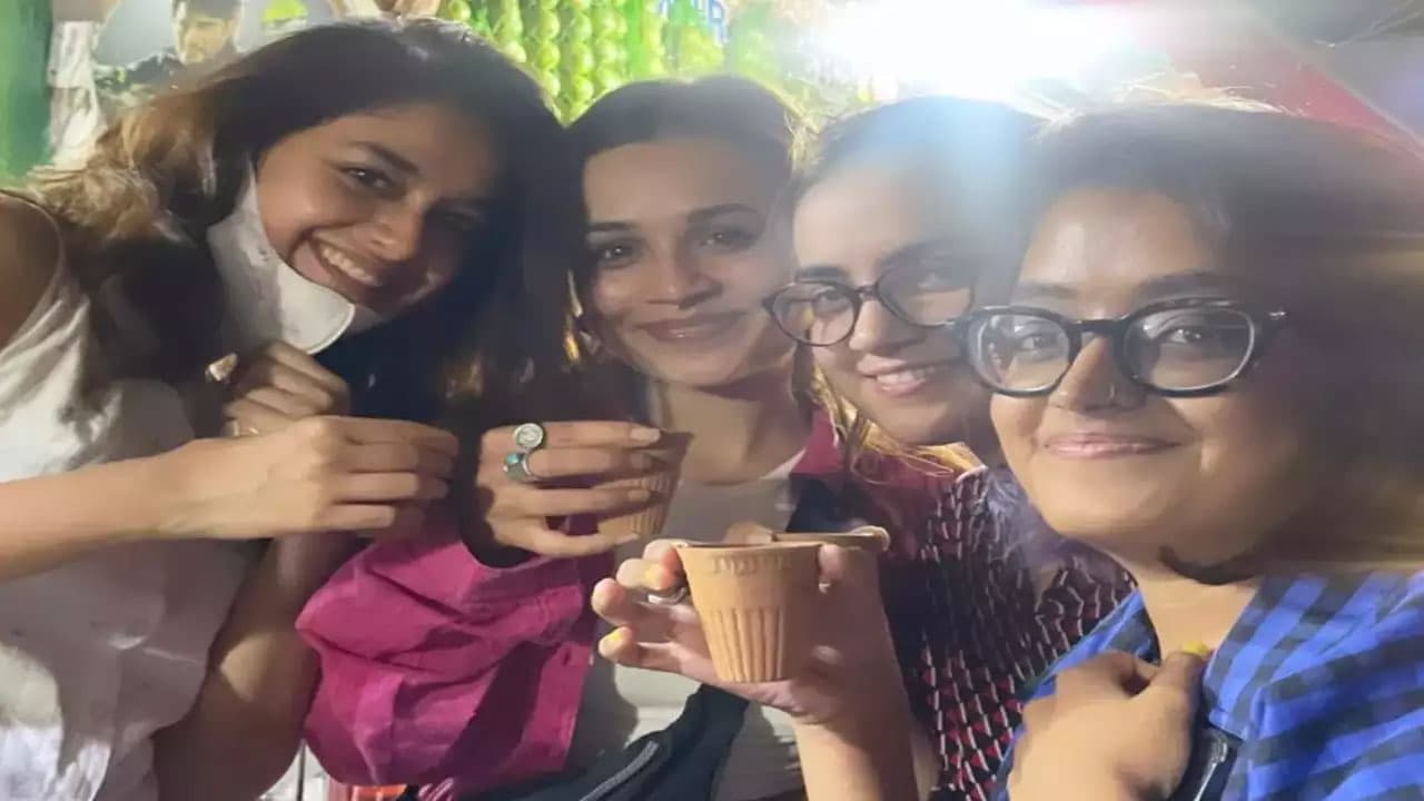 Keerthy Suresh at Famous Tiffin Centre