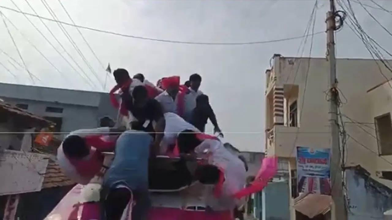 KTR Fell From Top of Campaign Chariot 