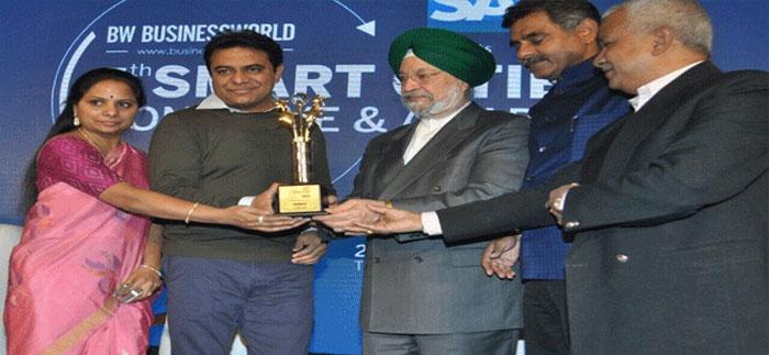 KTR receives Leader of the Year Award