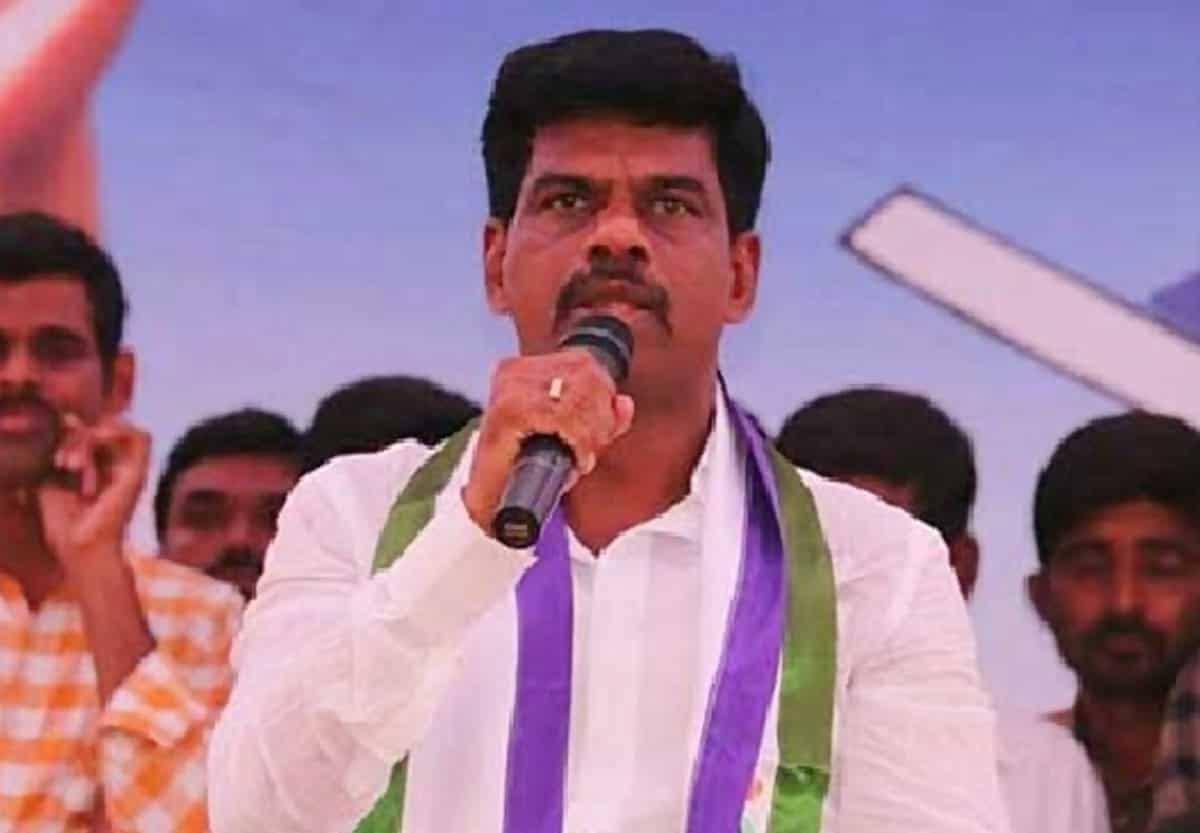 Madhav full stop to politics?