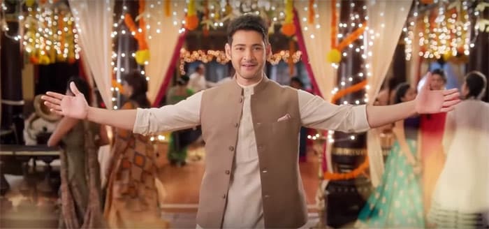 Mahesh Babu Chennai Silks Ad Creates Sensation