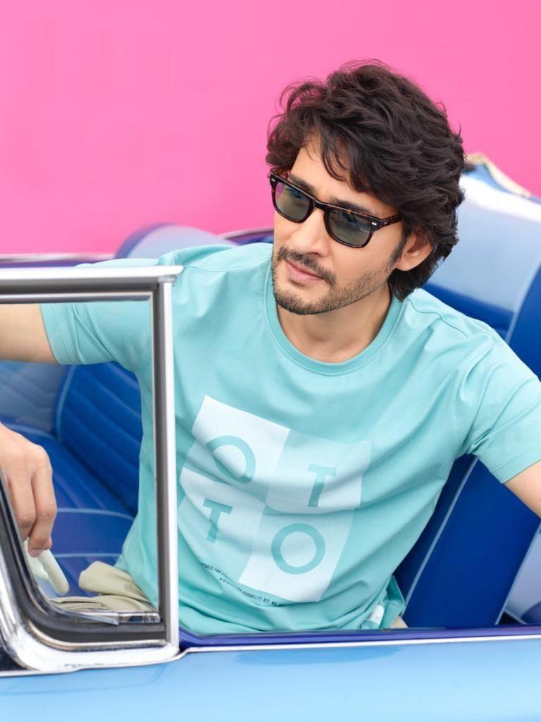 Mahesh Babu Looks Like A Hollywood Star