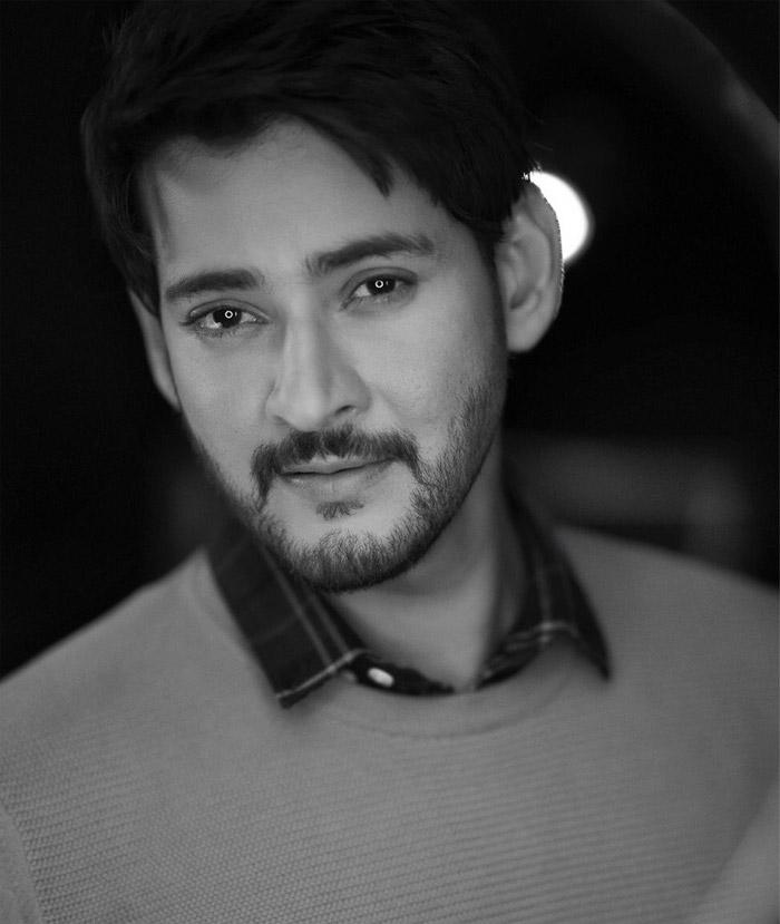 Mahesh Babu New Photo Sensation in Social Media