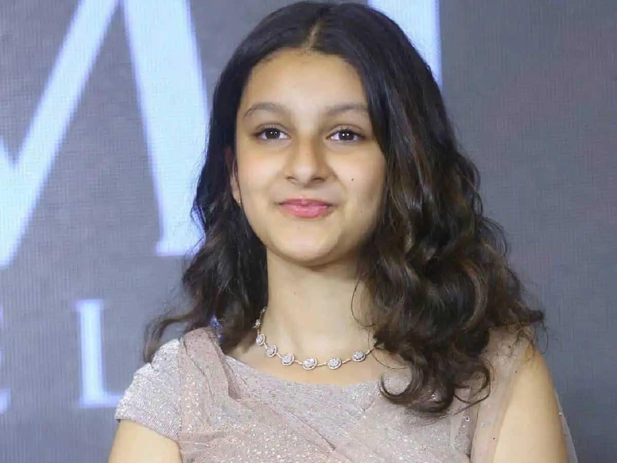 Mahesh daughter has a hard time with cyber