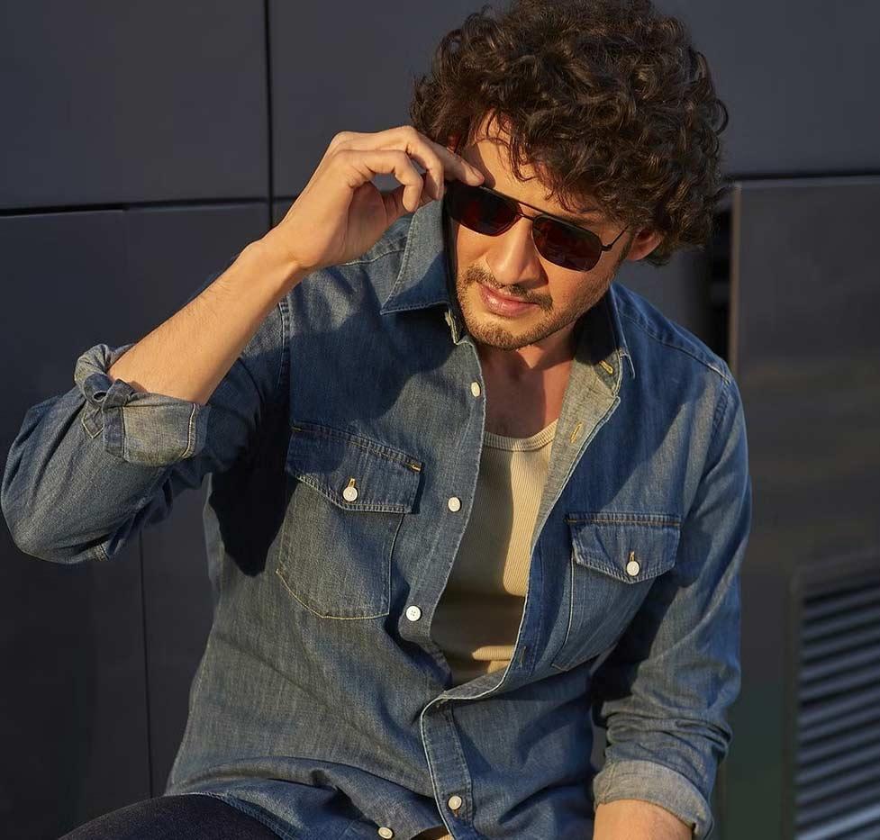 Mahesh Fans Upset With Their Hero Absence!