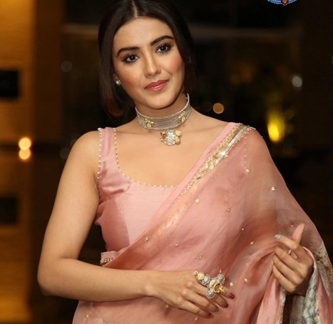 Malavika Sharma prices Sam and Sai Pallavi