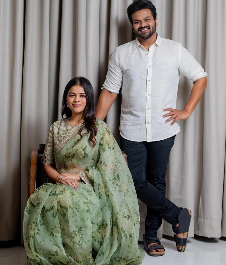Manchu Manoj shared a cute pic with his wife 