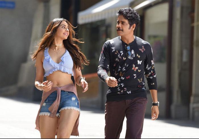 Manmadhudu 2 in dubbing Stage