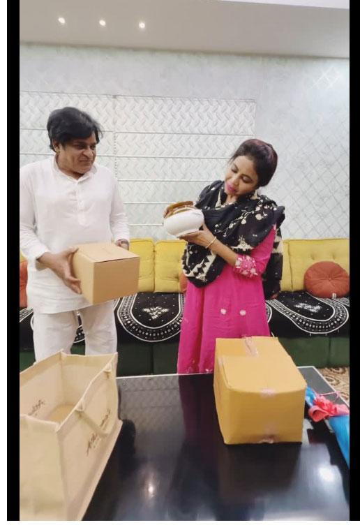 Megastar special gift to Ali
