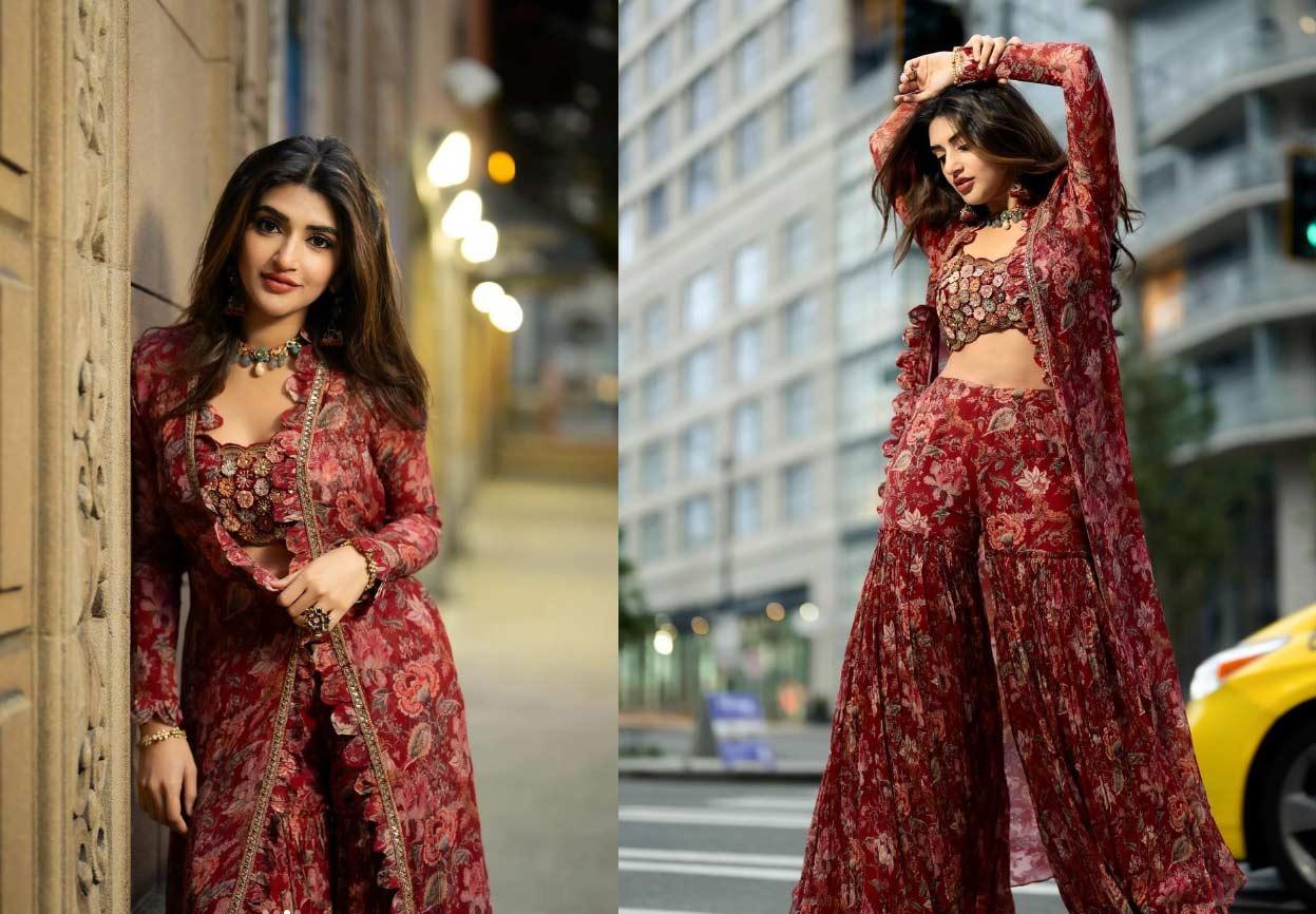 Mesmerising ethnic looks of Sreeleela
