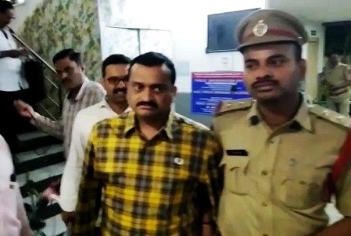 Minister Behinds Bandla Ganesh Bail!