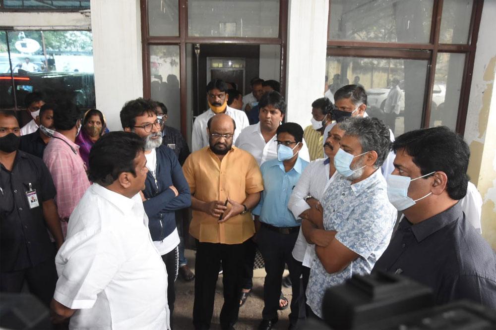 Minister Talasani Gives Clarity On Movie Theaters