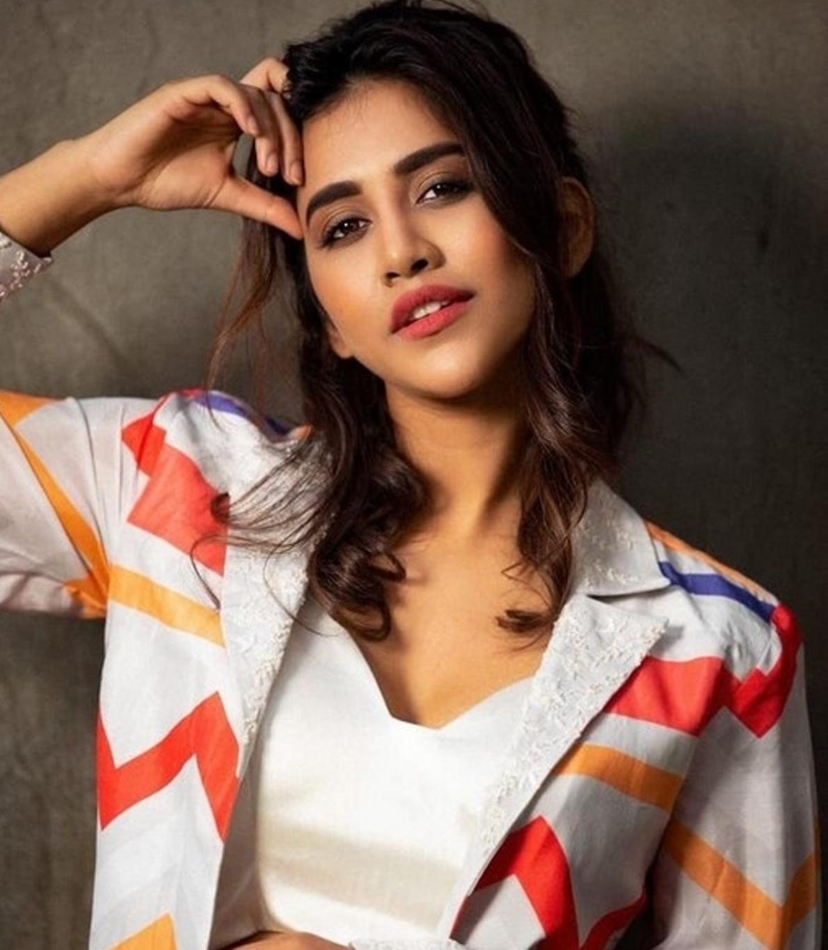 Nabha Natesh scores in Solo brathuke so better movie